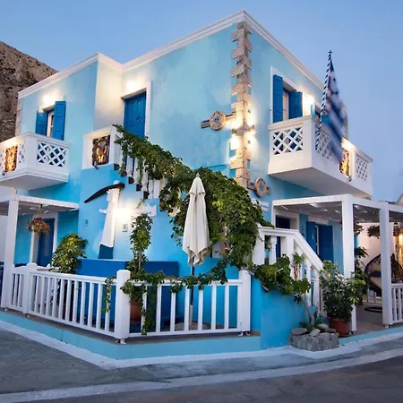 Captain Elias House Фойникион