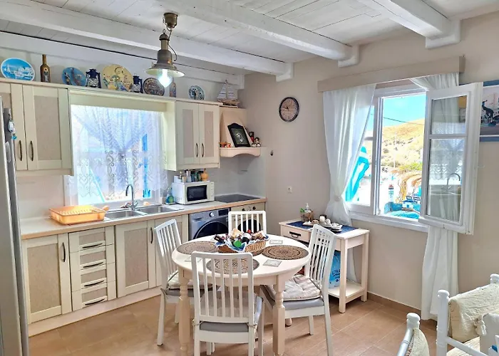 Апартаменты Captain Elias House