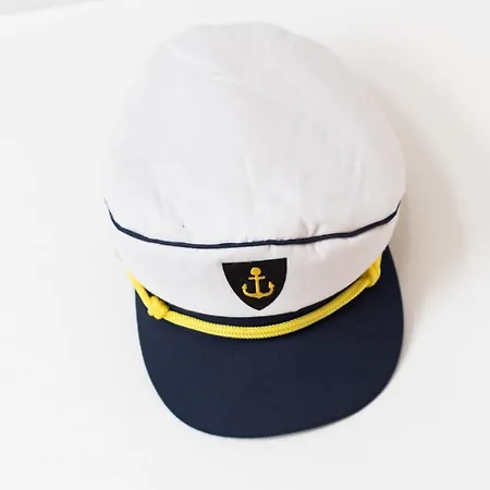 Captain Elias House * Foiníkion