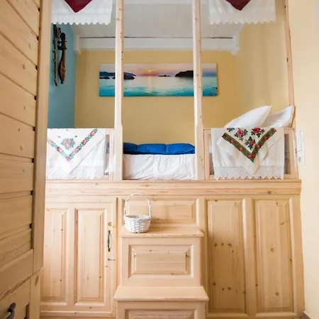 Captain Elias House Apartment